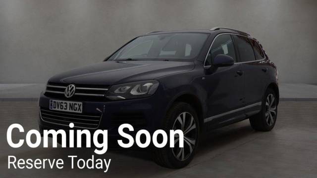 Volkswagen Touareg 3.0 TDI V6 BlueMotion Tech R-Line Tiptronic 4WD Euro 5 (s/s) 5dr SUV Diesel Blue