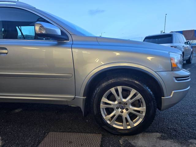 2013 Volvo XC90 2.4 D5 SE Lux Geartronic 4WD Euro 5 5dr