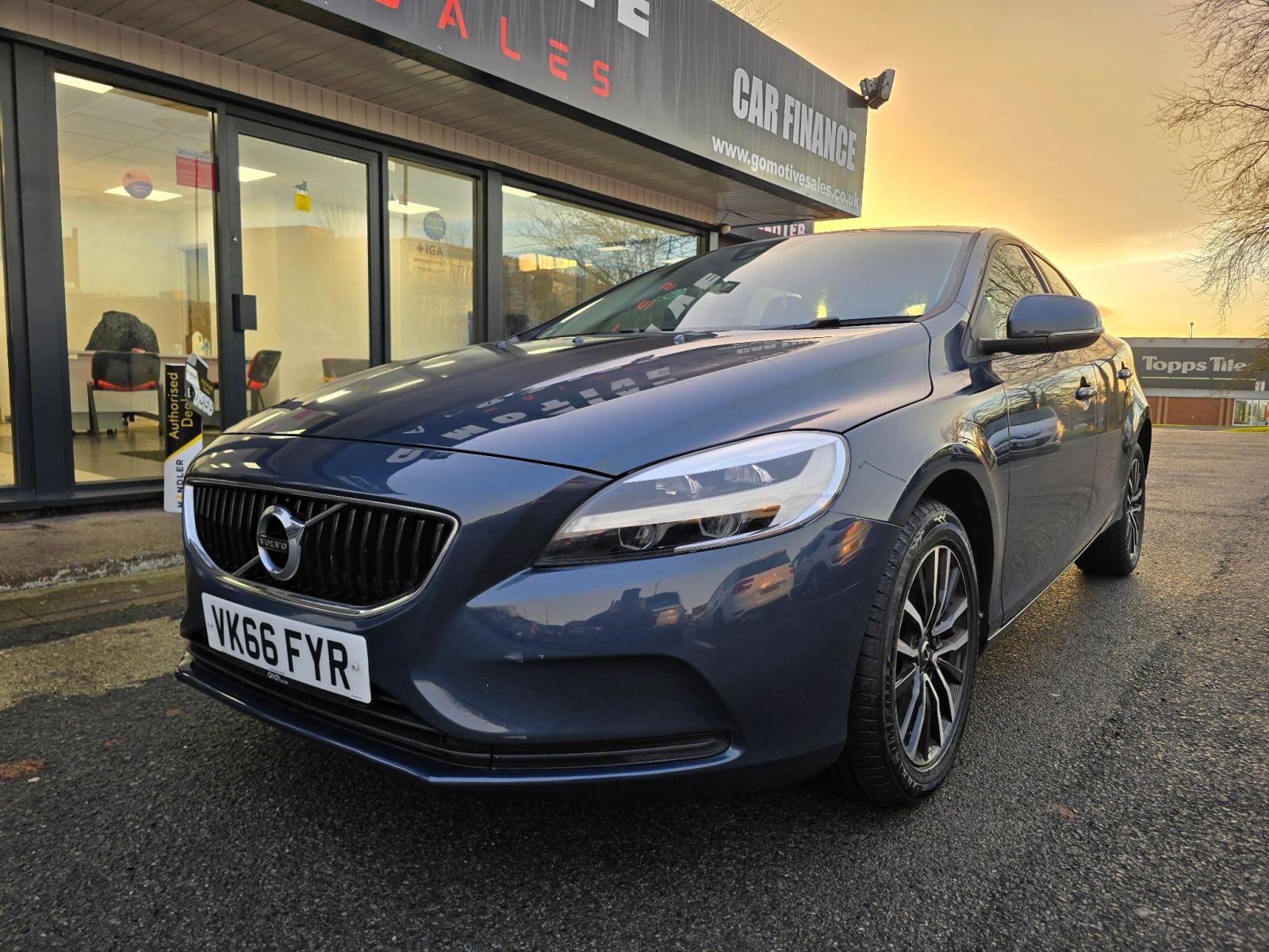 2016 Volvo V40