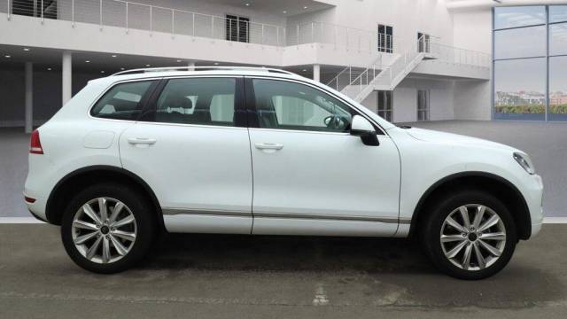 2012 Volkswagen Touareg 3.0 TDI V6 BlueMotion Tech SE Tiptronic 4WD Euro 5 (s/s) 5dr
