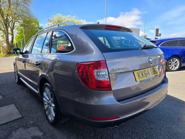 2014 Skoda Superb 2.0 TDI SE DSG Euro 5 (s/s) 5dr