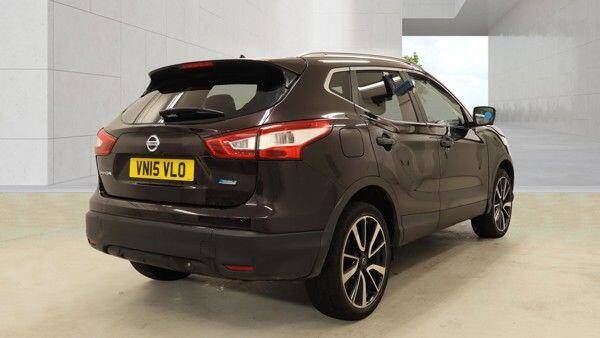 2015 Nissan Qashqai 1.5 dCi Tekna 2WD Euro 5 (s/s) 5dr