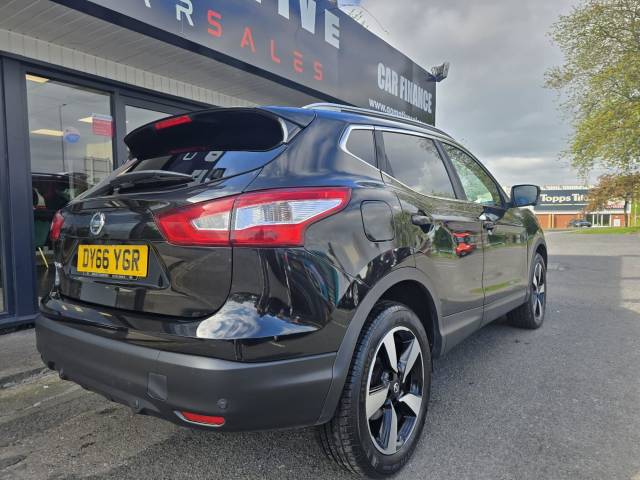 2016 Nissan Qashqai 1.5 dCi N-Connecta 2WD Euro 6 (s/s) 5dr