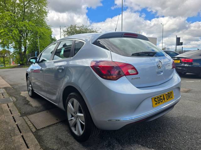 2014 Vauxhall Astra 1.4 16v SRi Euro 5 5dr
