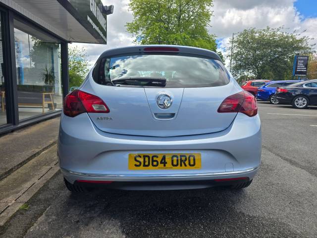 2014 Vauxhall Astra 1.4 16v SRi Euro 5 5dr