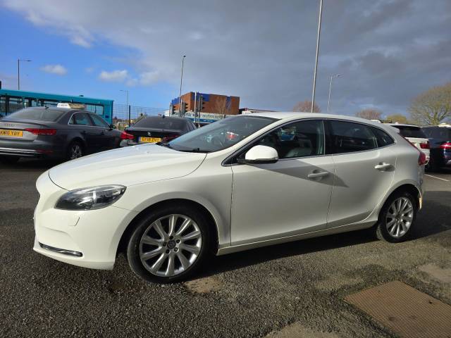 2013 Volvo V40 1.6 D2 SE Lux Euro 5 (s/s) 5dr