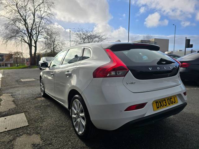 2013 Volvo V40 1.6 D2 SE Lux Euro 5 (s/s) 5dr
